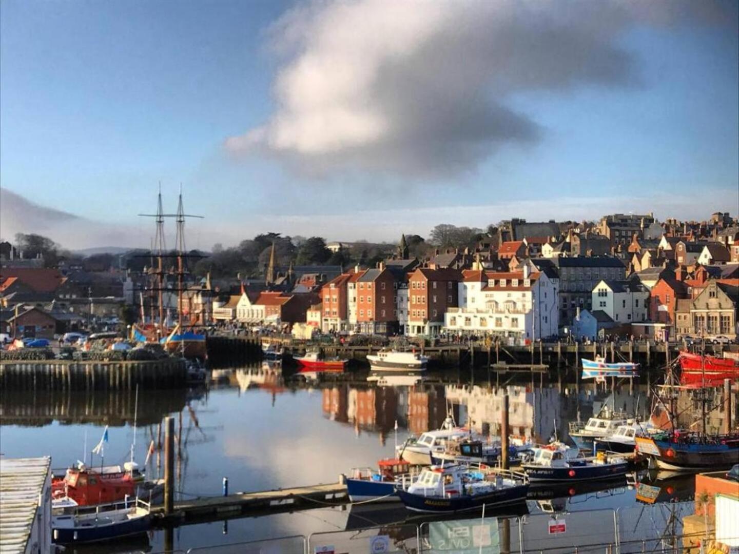 The Look Out Characterful Apartment Whitby Exterior photo